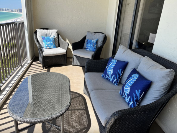 Lovely Condo in Marco Island with Full Ocean Views Sleeps 4